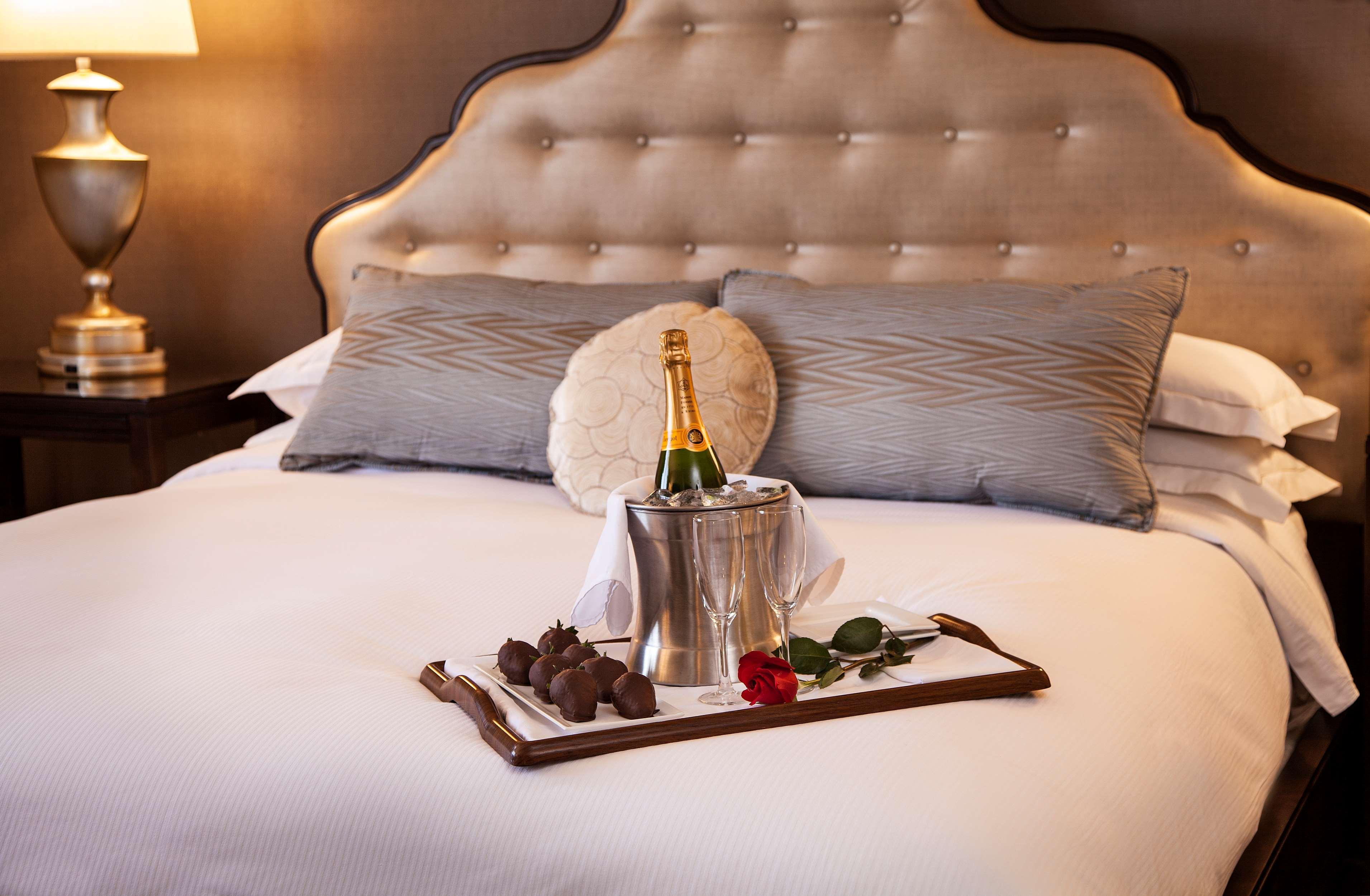 Hilton Garden Inn New Orleans French Quarter/Cbd Экстерьер фото