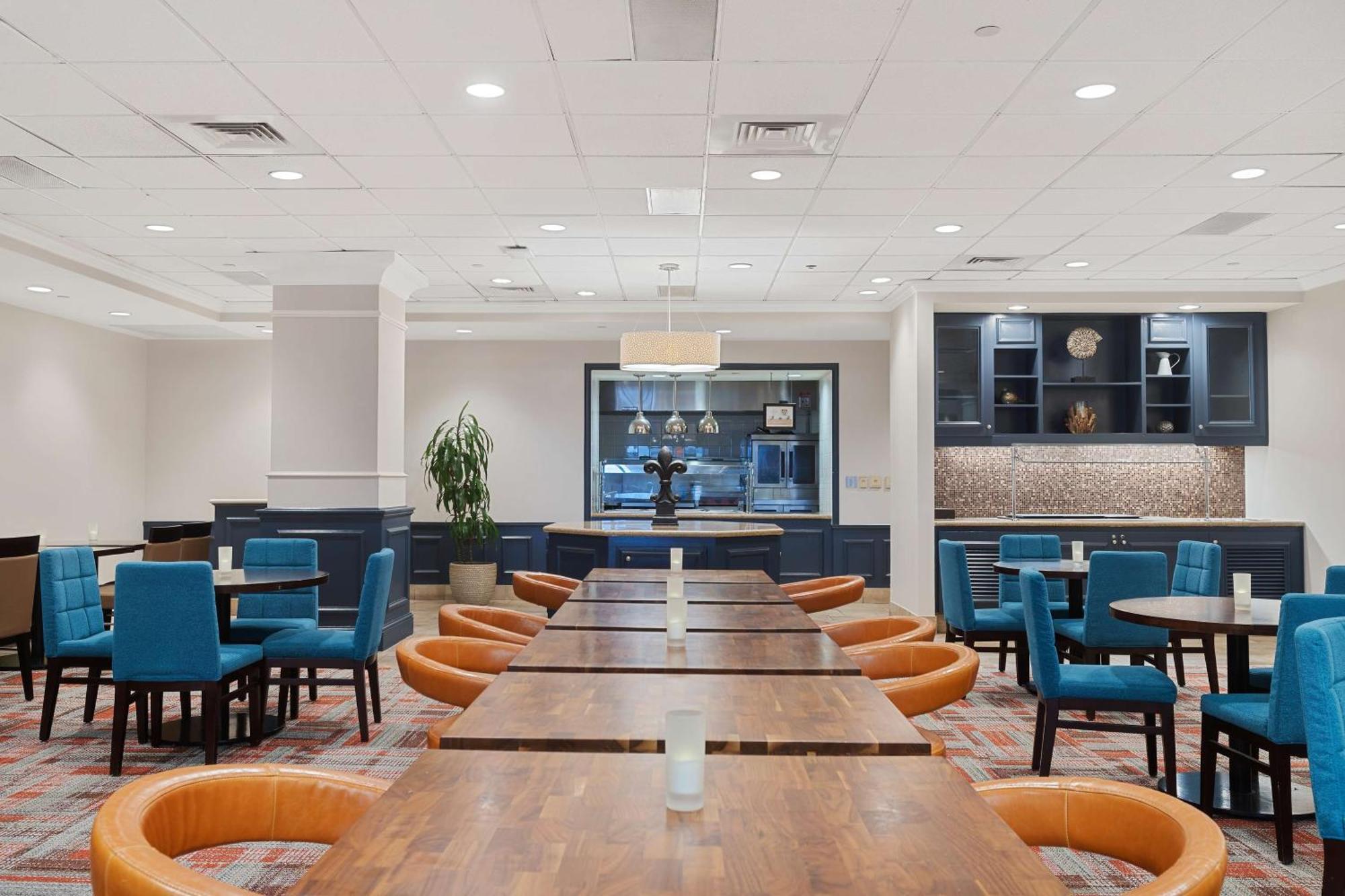 Hilton Garden Inn New Orleans French Quarter/Cbd Экстерьер фото